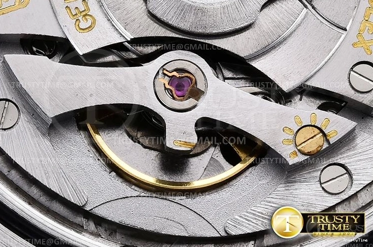 0426 R2DJ0252G – DJ2 41mm Jub FashionForward 637